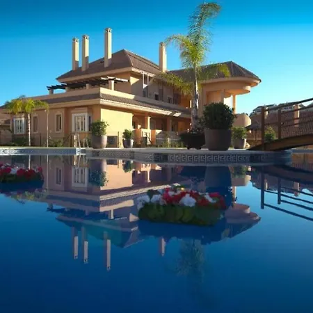 Aloha Hill Club 36 * Marbella