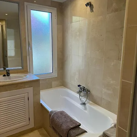 Aloha Hill Club 36 Apartment